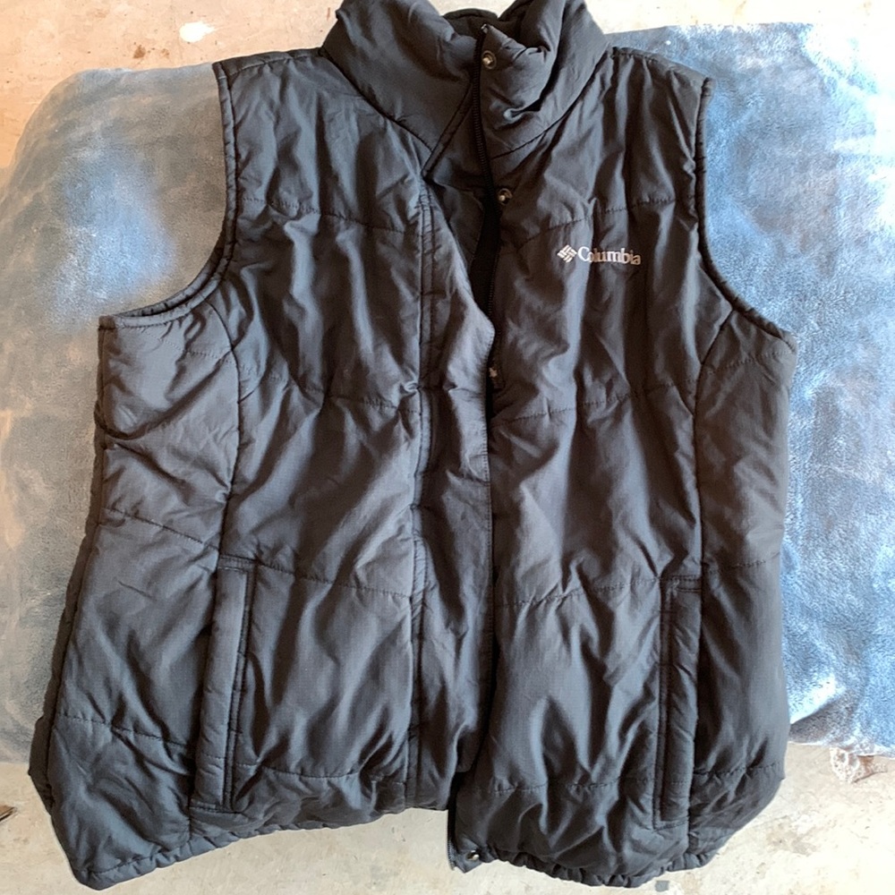 Womens Columbia vest size M